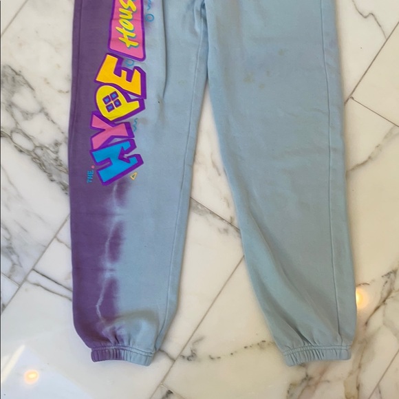 Hype House LA 90’s Tie dye Sweatpants and tee set - Picture 5 of 13